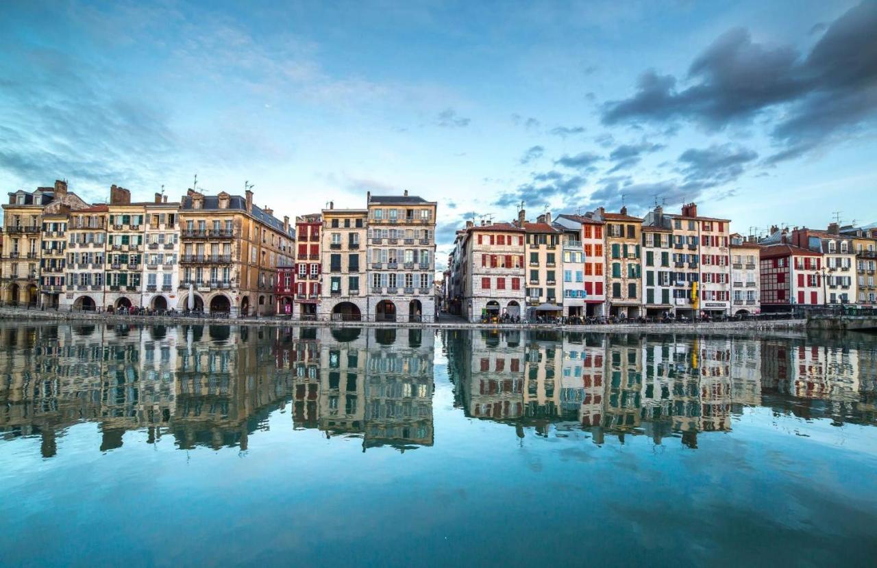 Appartamento Carré des Halles Centre Historique Bayonne Esterno foto